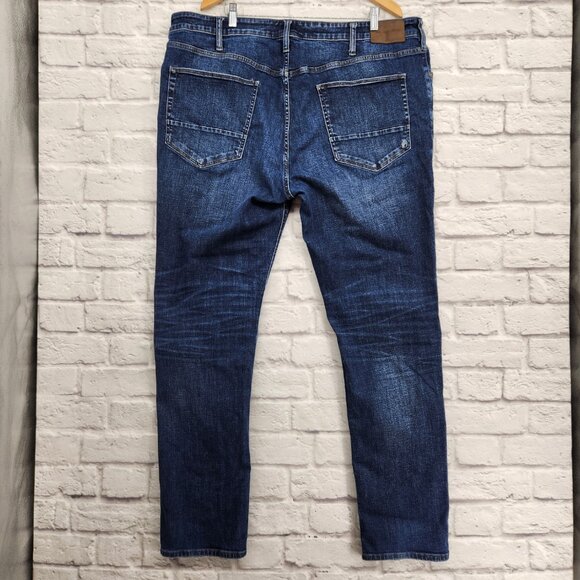 Silver Dark Wash Men's Straight Leg Denim Jeans 44/34 - Picture 10 of 15